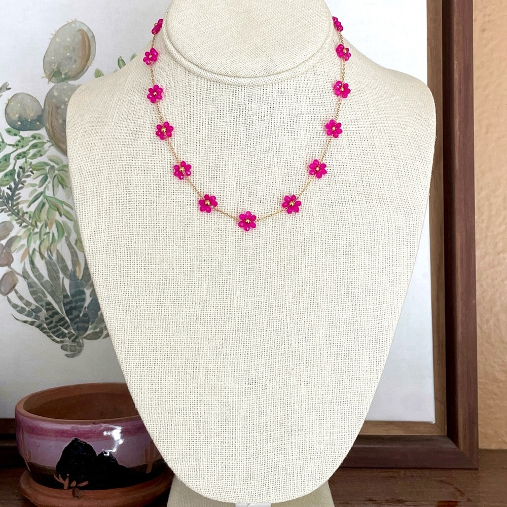 Beaded Pink Wildflower Chain Necklace - Picture 2 of 2